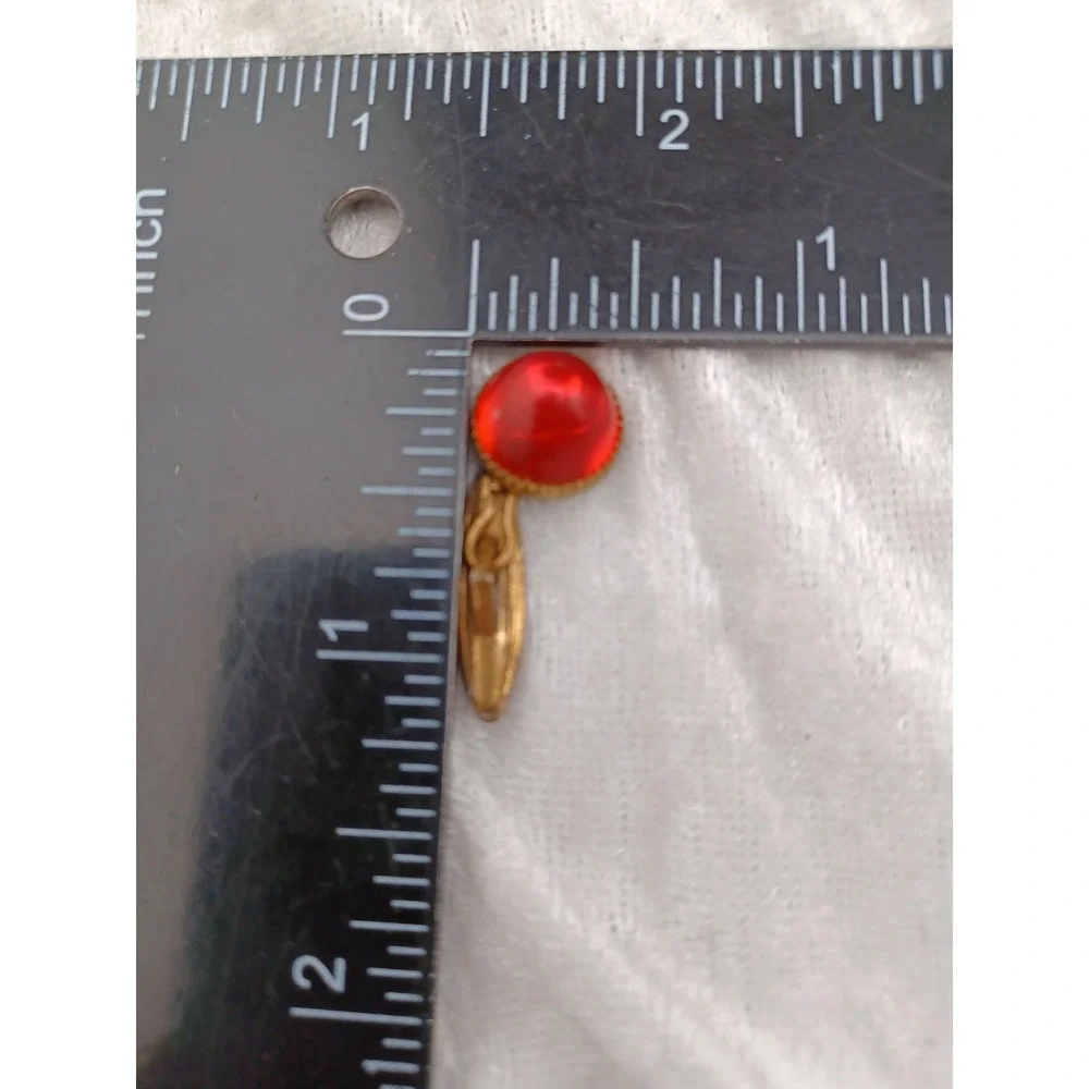 Vintage Cuff Links Red Lucite Gold Tone‎